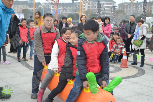 峨眉山關(guān)愛(ài)兒童