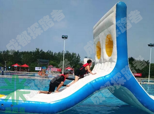 成都探路者拓展培訓公司