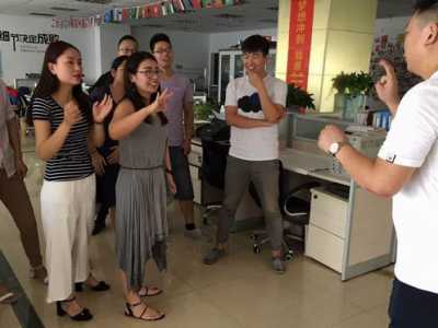 互動性很高的氛圍游戲