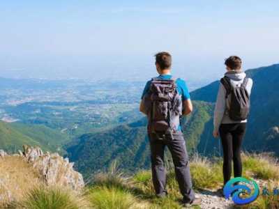 公司團(tuán)建徒步拓展活動新聞稿