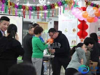 室內(nèi)團(tuán)隊(duì)拓展小游戲 12個(gè)經(jīng)典團(tuán)隊(duì)小游戲