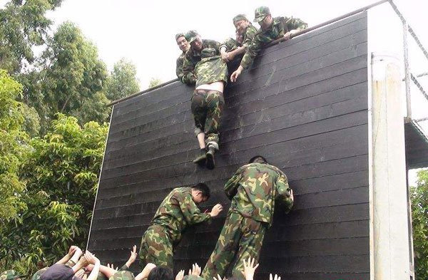 畢業(yè)墻拓展訓(xùn)練心得