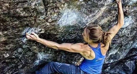 野外攀巖的心得與體會(huì)